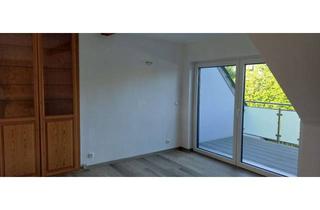 Wohnung mieten in Hillen 85, 45665 Recklinghausen, RENOVIERTE gehobene DG-Wohnung in Recklinghausen-Ost