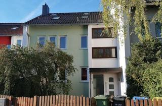 Reihenhaus kaufen in 90768 Atzenhof, Großes Reihenhaus in super Lage!