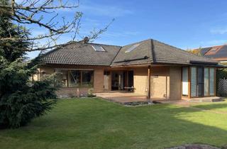 Haus kaufen in An Den Talwiesen 24, 34225 Baunatal, Gepflegter Bungalow mit wunderschönem Garten in Baunatal-Großenritte