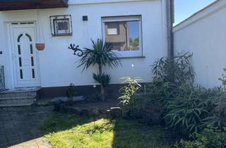 Reihenhaus kaufen in Mörikestraße, 53859 Niederkassel, Kernsaniertes Endreihenhaus mit 4 Zimmern in Niederkassel