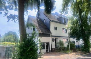 Doppelhaushälfte kaufen in Allensteiner Str., 51373 Küppersteg, Familie aufgepasst: Attraktive Doppelhaushälfte mit großzügiger Wohnfläche & Entwicklungspotenzial