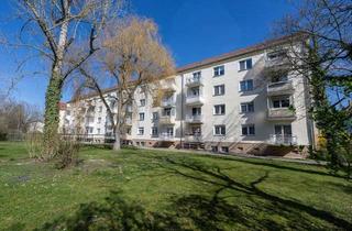 Wohnung kaufen in 06618 Naumburg, Kapitalanlage oder Eigenheim: 3-Zimmer-Wohnung mit Balkon und moderner Ausstattung