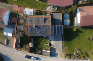 Wohnung kaufen in 88457 Kirchdorf, Fast wie ein eigenes Haus: Charmante Wohnung mit außergewöhnlichen Außenflächen und Dachterrasse