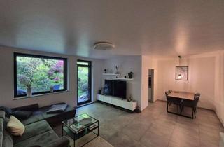 Wohnung kaufen in Asbachtal 26, 45257 Kupferdreh, Gepflegte 2,5-Zimmer-Eigentumswohnung mit Terrasse, Garten & Garage