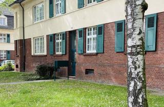 Wohnung kaufen in 47269 Großenbaum, Provisionsfrei & toll für Familien: Frisch renovierte 4-Zimmer Wohnung im EG