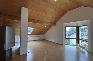 Wohnung mieten in 56191 Weitersburg, Helle 2,5-Zimmer-Dachgeschosswohnung in Weitersburg