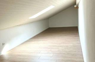 Wohnung mieten in Krokusstraße, 83346 Bergen, Helles Dachgeschoss: 1-Zimmer-Wohnung in Bergen
