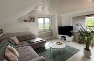 Wohnung mieten in 67691 Hochspeyer, Gemütliche, helle Dachgeschosswohnung, 3 Z/K/B/ 2 Dachterrassen mit Blick über Hochspeyer, Garage