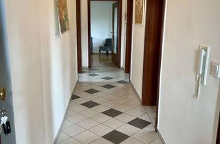 Wohnung mieten in 61169 Friedberg, Schöne Wohnung mit Balkon/ EBK und ein PKW Stellplatz in Ockstadt