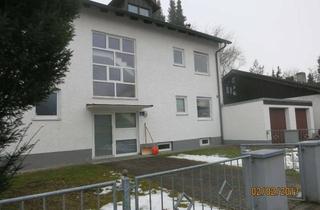 Wohnung mieten in 85051 Ingolstadt, Gepflegte 3-Zimmer-Dachgeschosswohnung mit EBK in Ingolstadt/Knoglersfreude