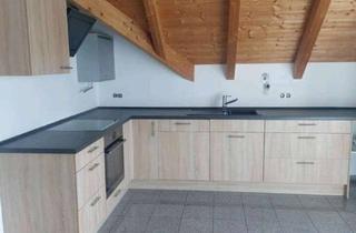 Wohnung mieten in 85293 Reichertshausen, Drei Zimmer in Reichertshausen: Helle Dachgeschosswohnung mit Stellplatz