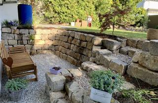 Wohnung mieten in 61381 Friedrichsdorf, 2,5 Zimmer mit großer Wohnküche und Gartenzugang zu vermieten. Parkplatz inklusive
