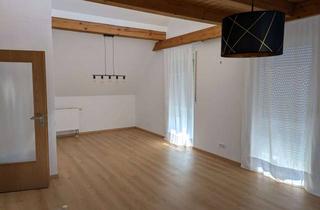 Wohnung mieten in 90619 Trautskirchen, Helle 4-Zimmer-Maisonettewohnung mit Galerie und Garten