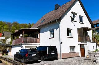 Haus kaufen in Ringenkuhler Straße 77, 34298 Helsa, Traumhafte Aussicht, viel Platz und ein super Preis – Herz, was willst du mehr?