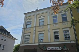 Mehrfamilienhaus kaufen in Lützenkirchener Straße 16, 51379 Opladen, Renovierungsbedürftiges Mehrfamilienhaus mit 18 Zimmern in Leverkusen-Quettingen-Biesenbach