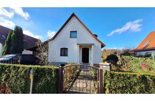 Einfamilienhaus kaufen in 01796 Pirna, Gemütliches Einfamilienhaus mit Carport und großem Garten im Musikerviertel in Pirna Rottwerndorf