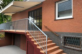 Haus mieten in 53859 Niederkassel, Modernes Wohnen: Bungalow mit Garten in ruhiger Wohnanlage