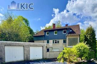 Anlageobjekt in 51467 Bergisch Gladbach, Mehrfamilienhaus in Bergisch Gladbach mit großem Grundstück & Entwicklungspotenzial