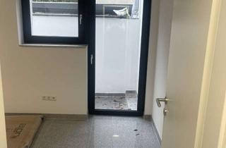 Immobilie mieten in Siebengebirgsstraße 22a, 53757 Sankt Augustin, Möbilierte hochwertigen Souterrain