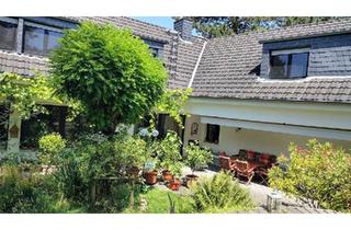 Einfamilienhaus kaufen in 51381 Leverkusen, Leverkusen - Einfamilienhaus mit Einliegerwohnung am Naturschutzgebiet