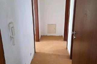 Wohnung kaufen in 71229 Leonberg, Leonberg - Attraktive 1?Zi?WHG mit Terrasse & 2 TG?Stellplätzen in Leonberg
