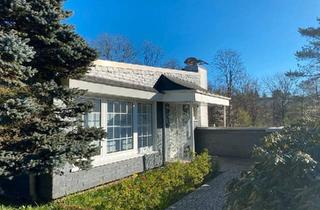 Einfamilienhaus kaufen in 42859 Remscheid, Remscheid - Einfamilienhaus mit großem Garten & Garage, mitten im Grünen