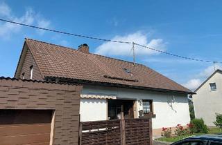 Haus kaufen in 57586 Weitefeld, Weitefeld - Ein-Zweifamilienhaus in Weitefeld