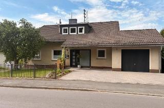 Einfamilienhaus kaufen in 57555 Mudersbach, Mudersbach - Großes Wohnhaus mit Einliegerwohnung *Provisionsfrei*