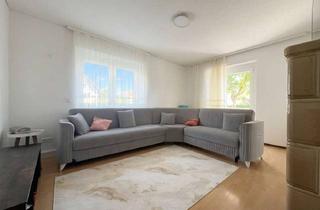 Wohnung kaufen in 73770 Denkendorf, IN RUHIGER LAGE DENKENDORFS - helle hochparterre Wohnung mit Tageslichtbad, SüdbaIkon und Stellplatz