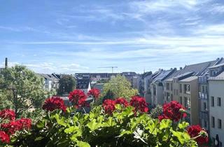 Wohnung kaufen in August-Bebel-Str. 2/4, 09111 Zentrum, Zwei attraktive Kapitalanlagen im Herzen von Chemnitz – vermietete Dachgeschosswohnungen mit Balkon