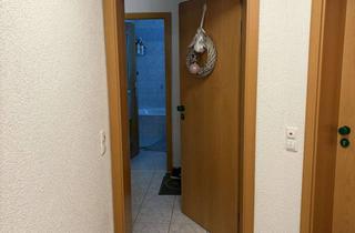 Wohnung kaufen in Silcher Straße 26, 78554 Aldingen, Aldingen: 2 Zimmer Whg. mit Carport zu verkaufen