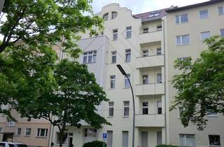 Wohnung kaufen in Seesener Straße 53, 10711 Wilmersdorf, Altbauflair in Wilmersdorf: Saniertes 2,5-Zimmer-Apartment