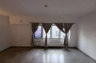 Wohnung mieten in 86150 Innenstadt, Großes Zimmer in 4-WG