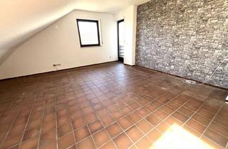 Wohnung mieten in 63762 Großostheim, *seit 1992 IMMO-ZAHN* SOFORT FREI : großzügiges 2-Zi. DACHSTUDIO mit großem Balkon & KfZ-STP *