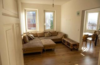 Wohnung mieten in 90439 Sündersbühl, Helle 4,5-Zimmer-Altbauwohnung mit Balkon in Nürnberg-Sündersbühl - komplett renoviert