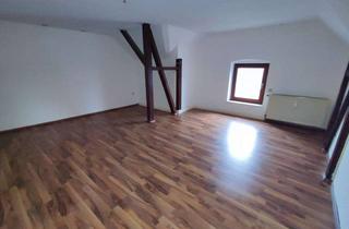 Wohnung mieten in 09456 Annaberg-Buchholz, Dachgeschosswohnung in Annaberg-Buchholz-auf Wunsch mit Einbauküche