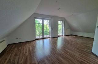 Wohnung mieten in Eichhornring 13a, 49401 Damme, Geräumige Dachgeschosswohnung in ruhiger Siedlungslage zu vermieten!