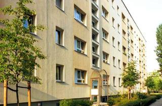 Sozialwohnungen mieten in Plauener Str. 20, 13055 Alt-Hohenschönhausen, 3-Zimmer-Wohnung (mit WBS100/140 oder Einkommensprüfung bis 139,9%)