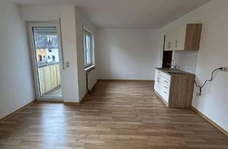 Wohnung mieten in 74821 Mosbach, Helle Einzimmerwohnung mit Balkon