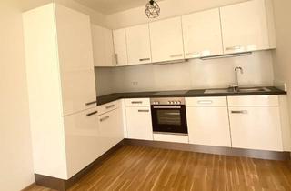 Wohnung mieten in Noltemeyerhöfe 15, 38114 Braunschweig, www.noltemeyer-hoefe.de • Top 2 - Zimmer Wohnung • Parkett • Einbauküche • Balkon