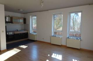 Wohnung mieten in Spichererbergstraße 79, 66119 Saarbrücken, Alt-Saarbrücken, schöne Zwei-Zimmer-Wohnung mit EKB in ruhiger Lage