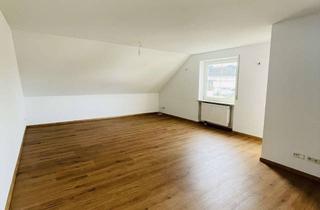 Wohnung mieten in 84048 Mainburg, Geräumige 3-Zimmer Dachgeschosswohnung mit Einbauküche und Balkon!