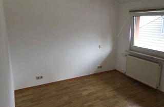 Wohnung mieten in Zeißelstraße 16a, 60318 Nordend-West, *Nordend* 2-Zimmer-Dachgeschoss-Wohnung im Hinterhaus