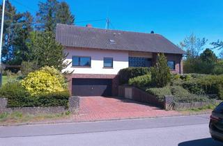 Haus kaufen in 66265 Heusweiler, Sehr großes Wohnhaus in schöner ruhiger Lage jedoch mit Überholungsbedarf