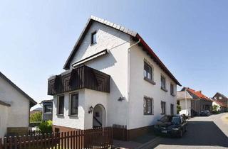 Haus kaufen in 38700 Braunlage, Gepflegtes Ein- bis Zweifamilienhaus mit kleinem Garten in Braunlage-Hohegeiß...