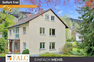Haus kaufen in 76530 Innenstadt, Architekten-Zweifamilienhaus mit ausgebautem Dachgeschoss am Annaberg