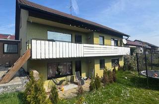 Einfamilienhaus kaufen in 74193 Schwaigern, Großzügiges Einfamilienhaus mit Einliegerwohnung, Garten & Ausbaupotenzia