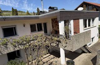Haus kaufen in 71665 Vaihingen an der Enz, Ein Zuhause mit Charakter: Heller Bungalow mit moderner Einliegerwohnung u. viel Raum für Ihre Ideen
