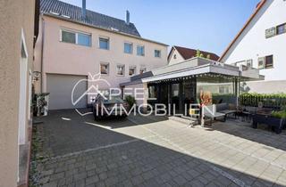 Mehrfamilienhaus kaufen in 72555 Metzingen, Mehrfamilienhaus mit Gewerbeeinheiten in Metzingen Neuhausen!