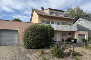 Haus kaufen in 74924 Neckarbischofsheim, Familientraum in Neckarbischofsheim: Großzügiges Haus mit schönem Garten